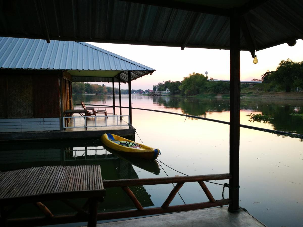 River Marina Resort Uthai Thani Esterno foto